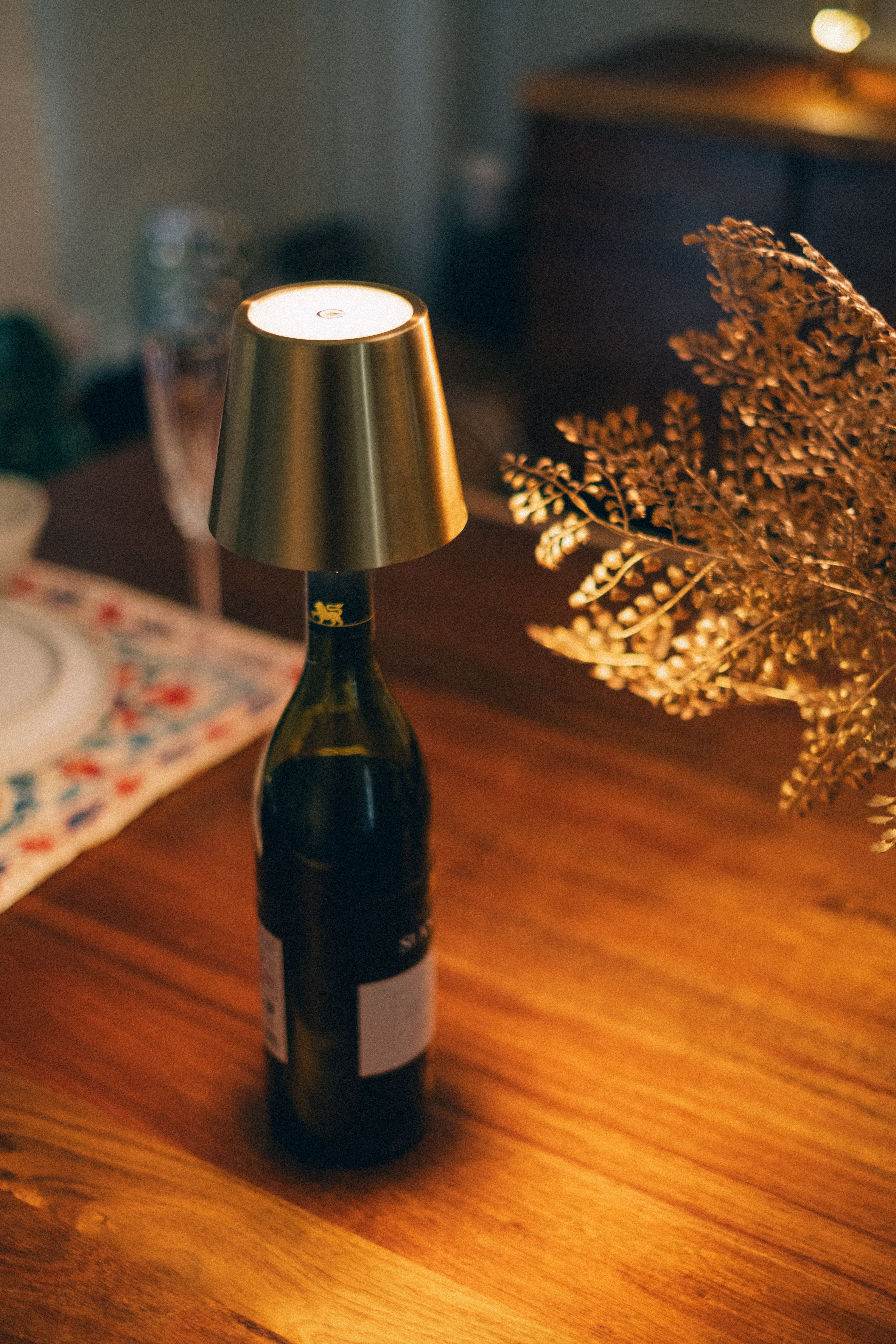 Nikko Bottle Light
