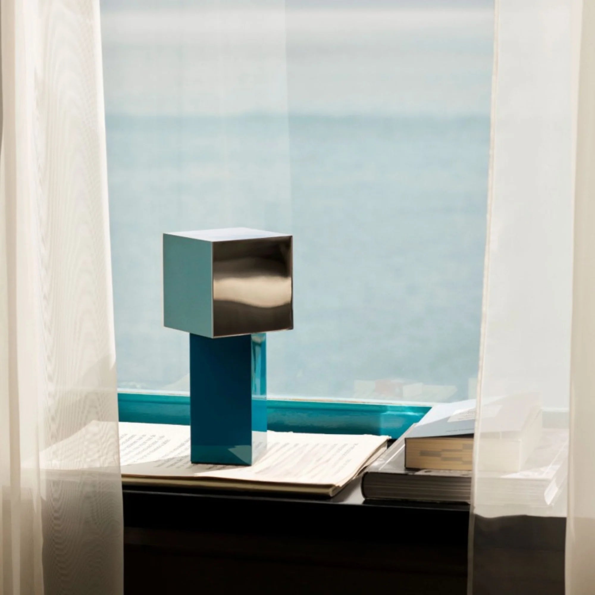 PRE-ORDER | ORUM  Portable Lamp