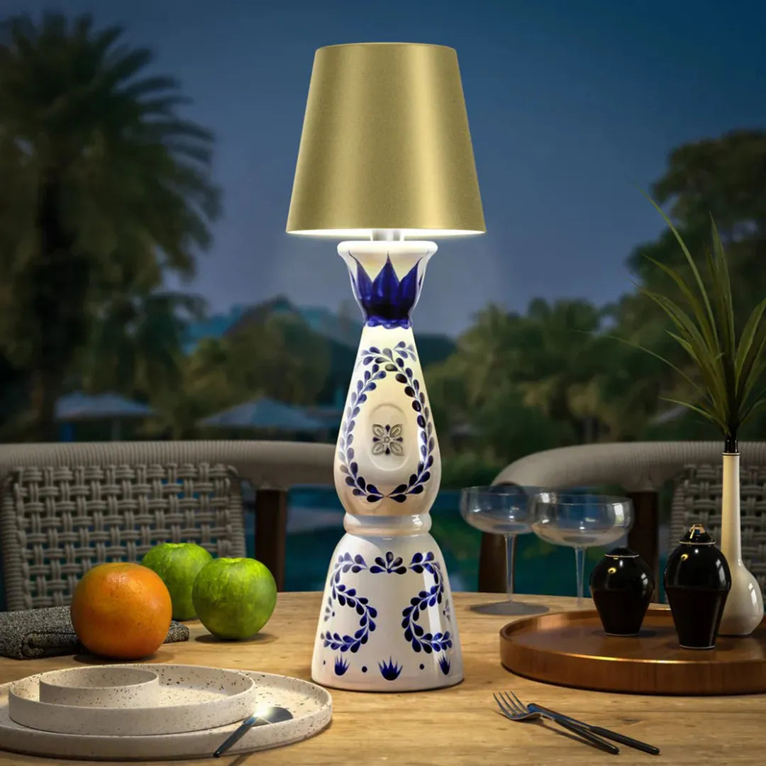 Nikko Bottle Light